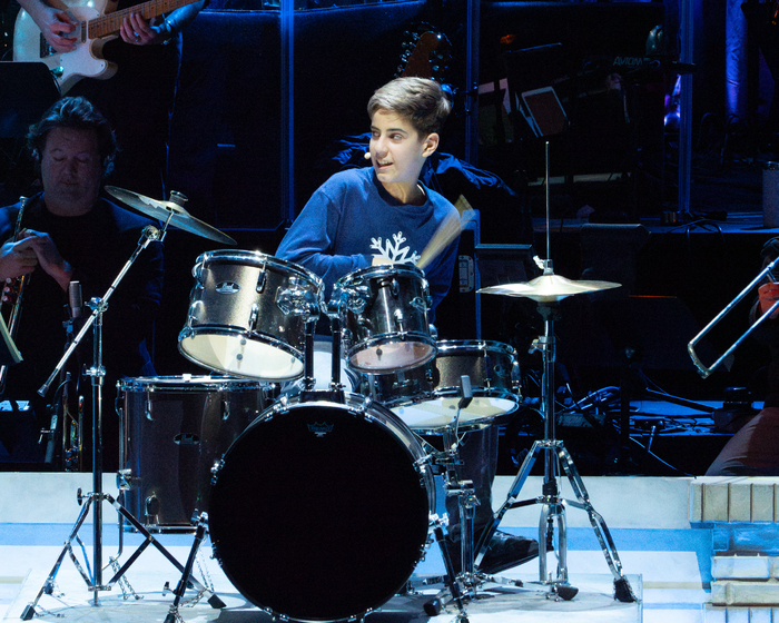 Photos: First Look at LOVE ACTUALLY LIVE at the Wallis Anneberg Image