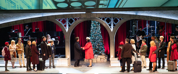 Photos: First Look at LOVE ACTUALLY LIVE at the Wallis Anneberg Image