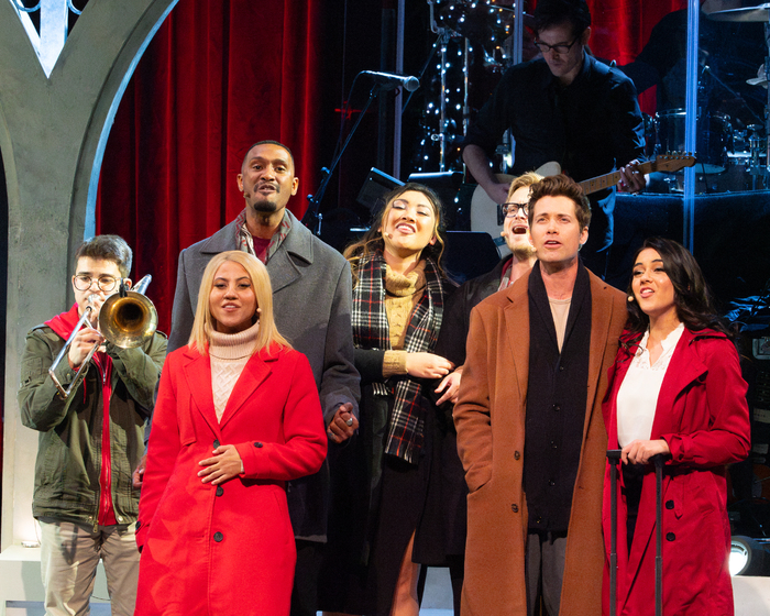 Photos: First Look at LOVE ACTUALLY LIVE at the Wallis Anneberg Image