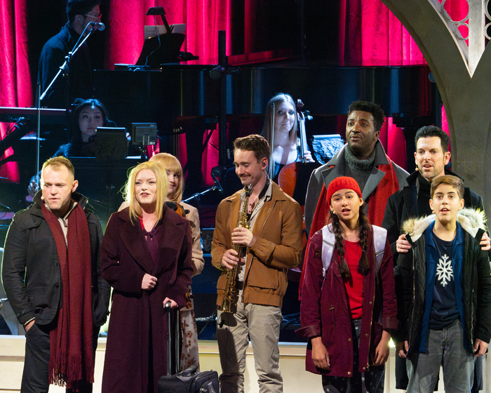 Photos: First Look at LOVE ACTUALLY LIVE at the Wallis Anneberg Image
