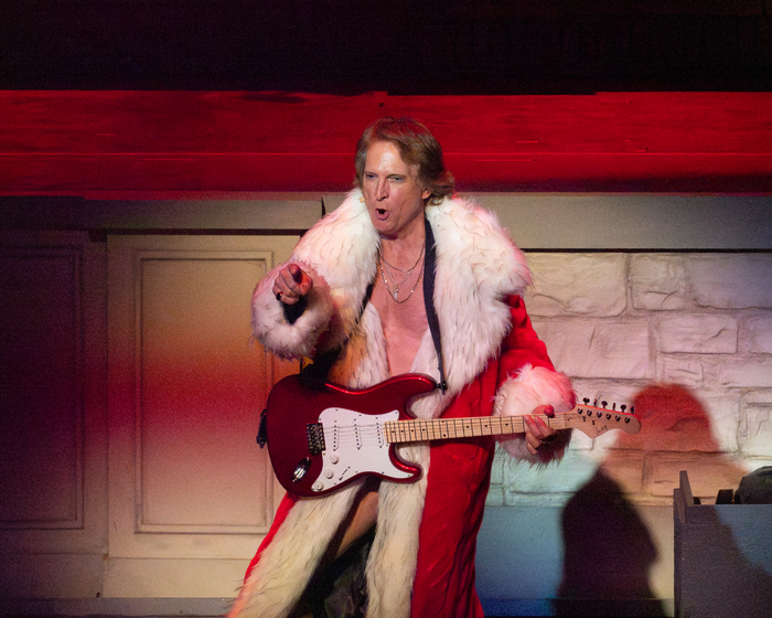 Photos: First Look at LOVE ACTUALLY LIVE at the Wallis Anneberg Image
