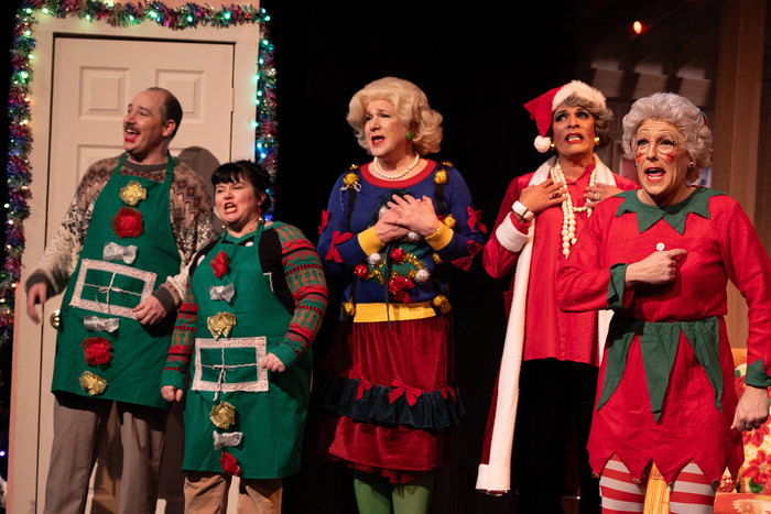 Photos: Hell in a Handbag Productions' Presents THE GOLDEN GIRLS SAVE XMAS Image