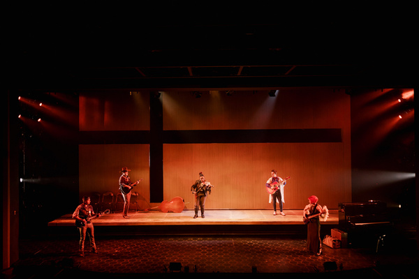 Photos: First Look at Ensemble Theatre Company's RING OF FIRE: THE MUSIC OF JOHNNY CASH 