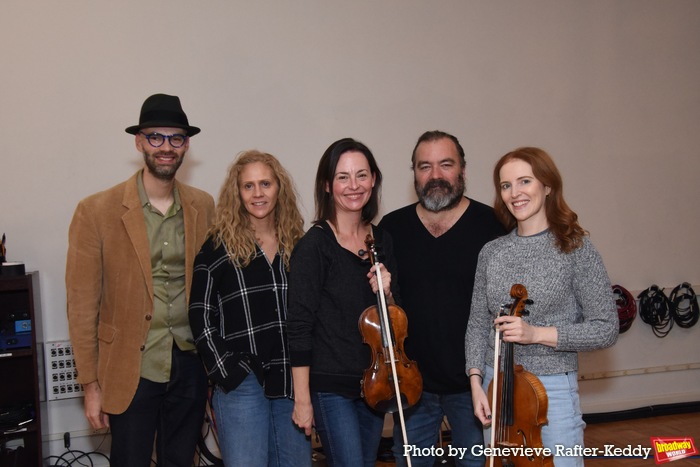 Erik Dodenhoff, Anja Wood (Cello), Erin Benim Maryland (Violin), Jonathan Dinklage (V Photo