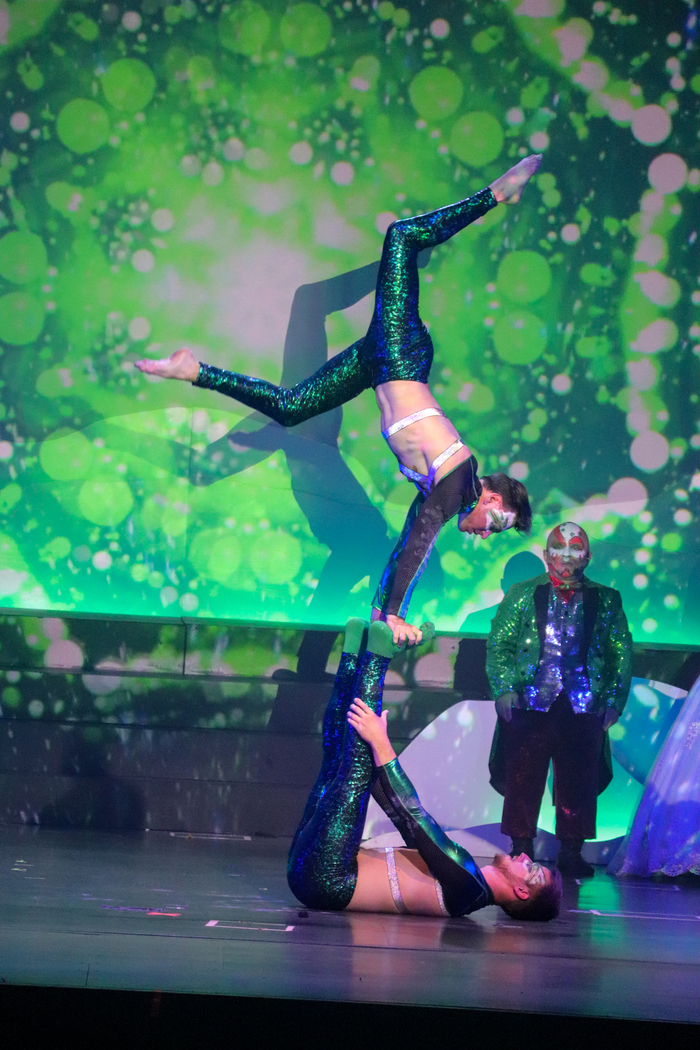 Photos: Create Memories To Cherish Forever at CIRQUE MUSICA HOLIDAY WONDERLAND Image
