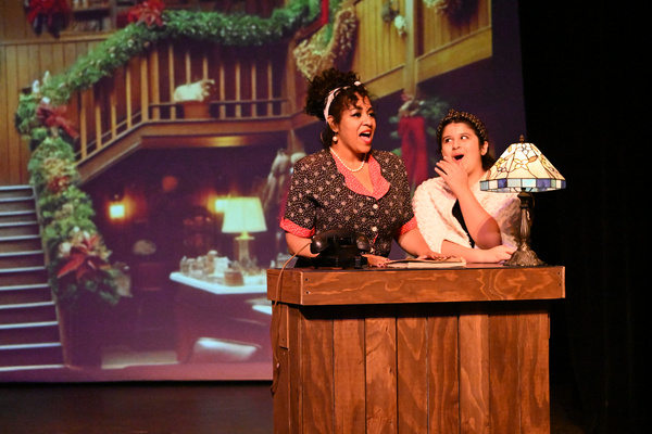 Photos: First Look at WHITE CHRISTMAS at The Grand Prairie Arts Council Image
