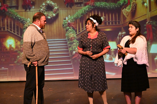 Photos: First Look at WHITE CHRISTMAS at The Grand Prairie Arts Council Image