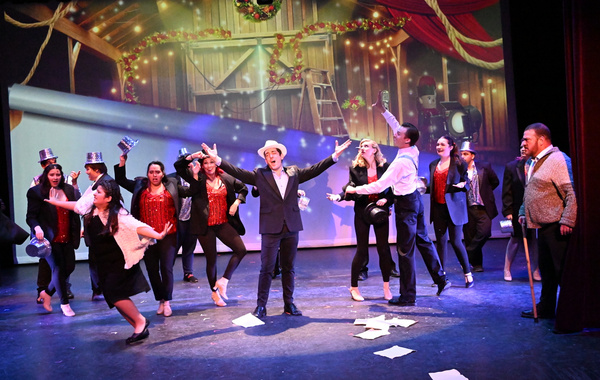 Photos: First Look at WHITE CHRISTMAS at The Grand Prairie Arts Council Image