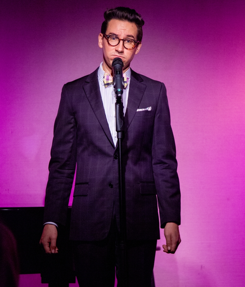 Review: Jason Henderson Charms Don't Tell Mama Audience With GETTING TO NOEL YOU Image