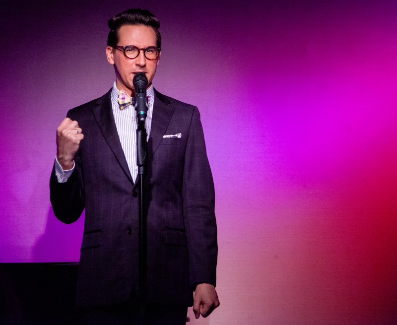 Review: Jason Henderson Charms Don't Tell Mama Audience With GETTING TO NOEL YOU Image