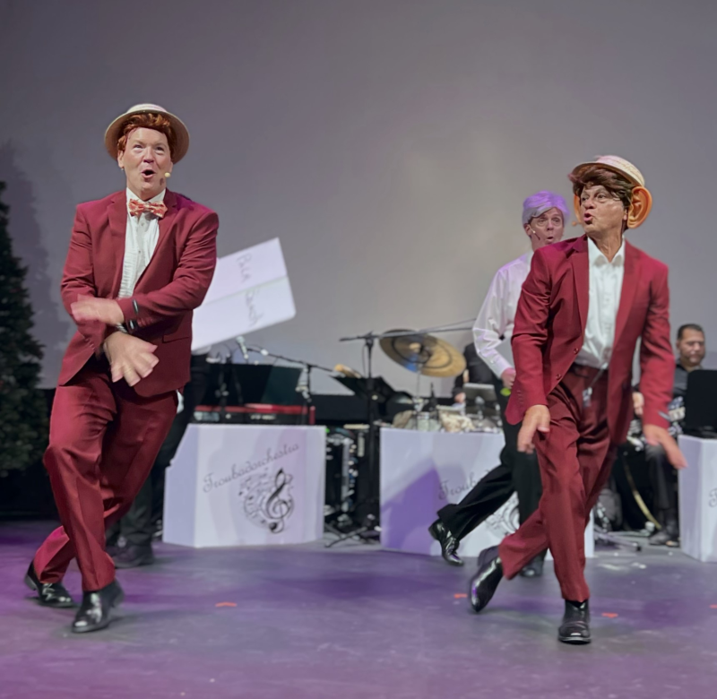 Review: THE WHITE (ALBUM) CHRISTMAS at Colony Theatre Image