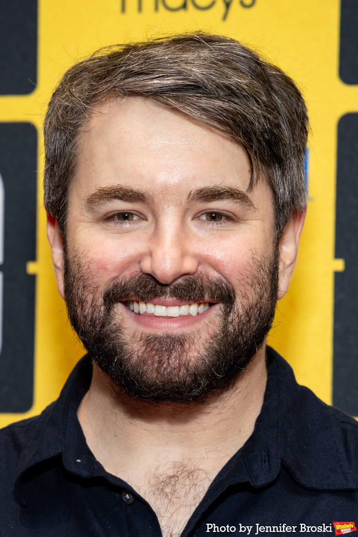 Photos: Stars Walk the Red Carpet on Opening Night of HOW TO DANCE IN OHIO Image