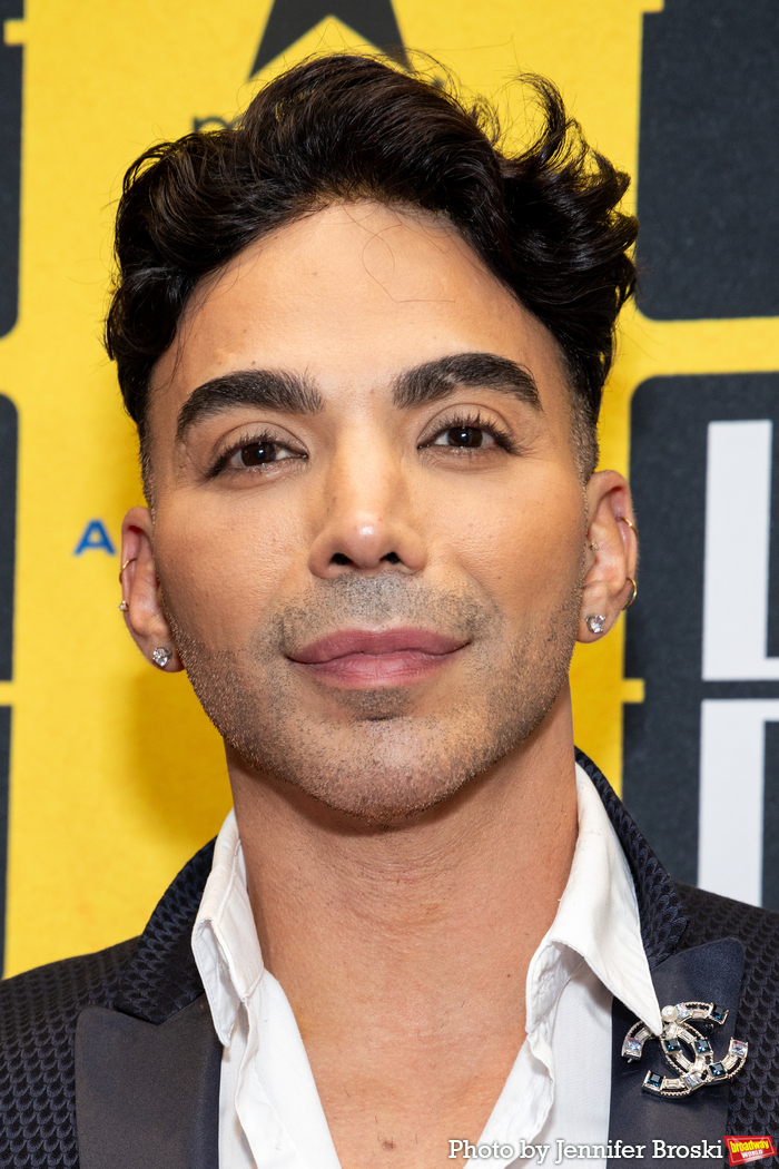 Photos: Stars Walk the Red Carpet on Opening Night of HOW TO DANCE IN OHIO Image