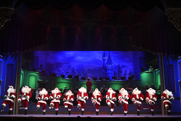 Photos: MOIPEI Returns to AES Indiana Yuletide Celebration Image