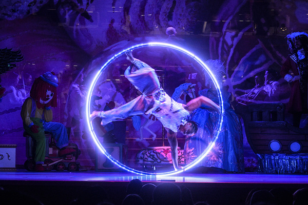 Photos: MOIPEI Returns to AES Indiana Yuletide Celebration Image