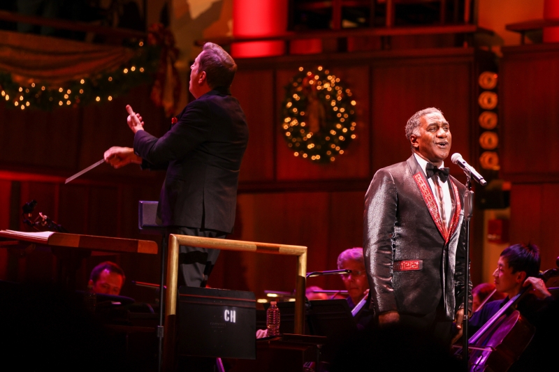Review: A HOLIDAY POPS! With Norm Lewis at the Kennedy Center Image