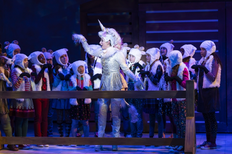 Review: THE LION, THE UNICORN, AND ME at Kennedy Center 