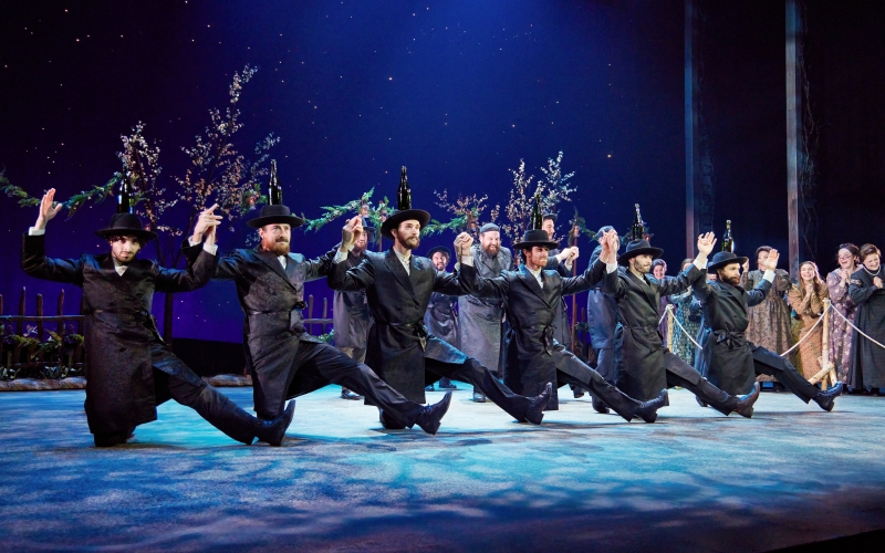Review: FIDDLER ON THE ROOF at Paper Mill Playhouse-See this Excellent Musical Theatre Gem 