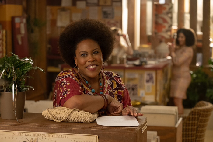 Photos: First Look at Carol Burnett, Ricky Martin & More in Apple's PALM ROYALE Series Image