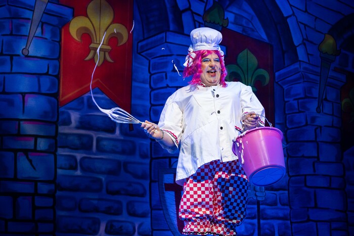 Photos: First Look At Sheffield Theatres Panto BEAUTY AND THE BEAST Image