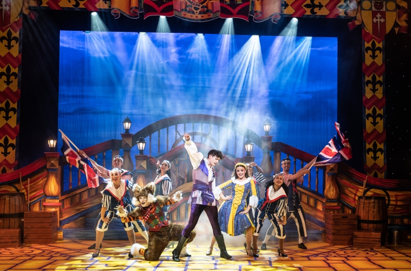 Review: DICK WHITTINGTON, Richmond Theatre Image