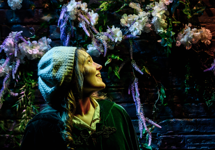 Review: THE SECRET GARDEN, Tabard Theatre Image