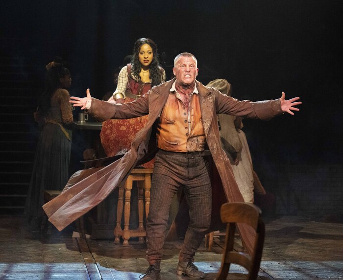 Video/Photos: First Look At OLIVER! At Leeds Playhouse Image