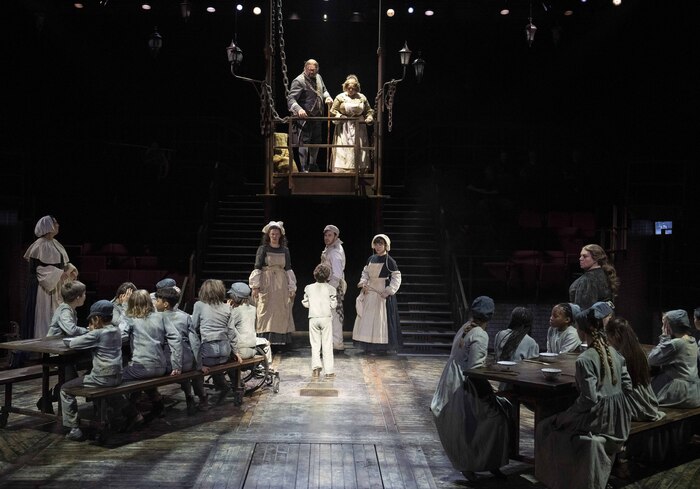 Video/Photos: First Look At OLIVER! At Leeds Playhouse Image