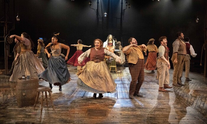Video/Photos: First Look At OLIVER! At Leeds Playhouse Image
