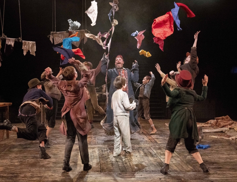 Interview: Reviewing The Situation with Steve Furst, OLIVER!'s Fagin, at Leeds Playhouse Image