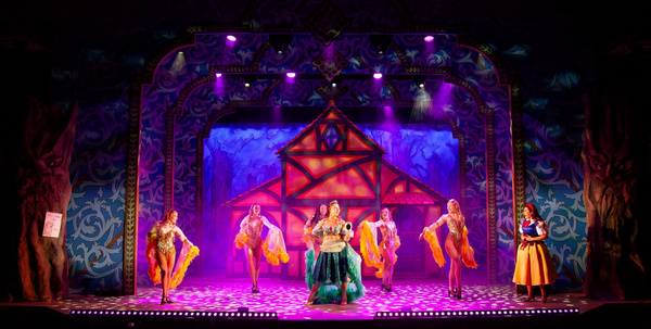 Photos: First Look At Snow White At The Malthouse Canterbury Image