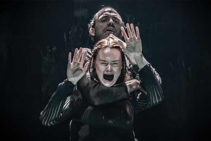Photos: First Look at David Tennant and Cush Jumbo in MACBETH Image