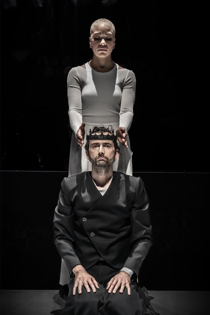 Photos: First Look at David Tennant and Cush Jumbo in MACBETH Image