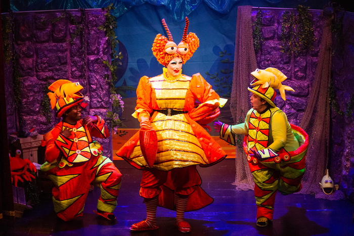 Photos: First Look at THE LITTLE MERMAID Pantomime at Hoxton Hall Image