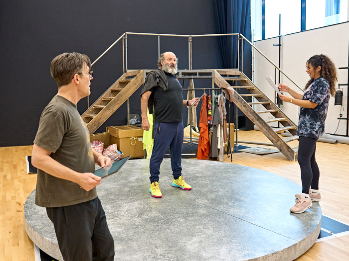 Photos: Inside Rehearsal For Spymonkey's THE FROGS Image