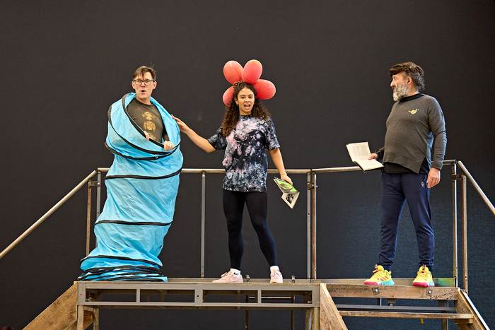 Photos: Inside Rehearsal For Spymonkey's THE FROGS Image
