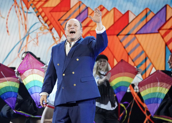 Photos/Video: First Look at DICK VAN DYKE 98 YEARS OF MAGIC Special on CBS With Amber Riley, Jason Alexander & More Image