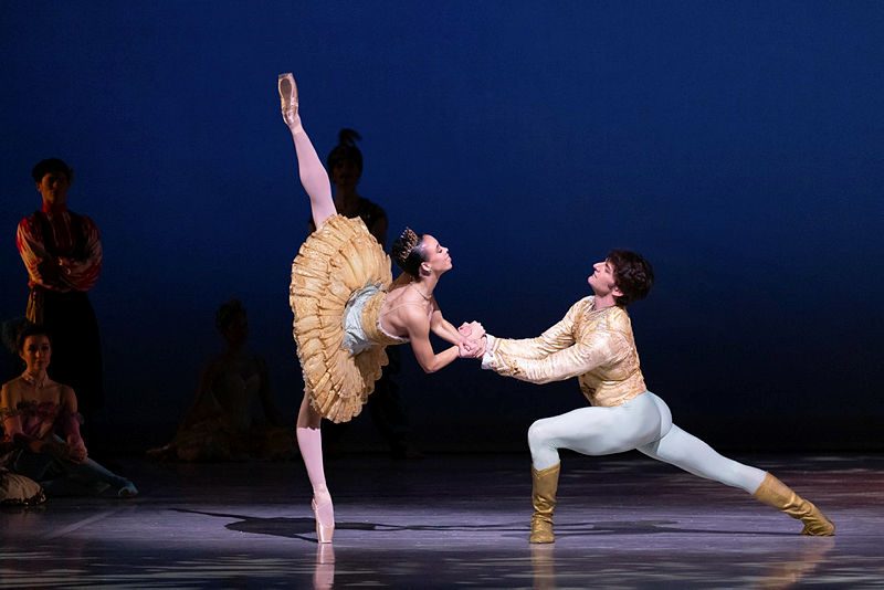 Review: NUTCRACKER at San Francisco Ballet Casts an Enchanting Spell for the Holidays 