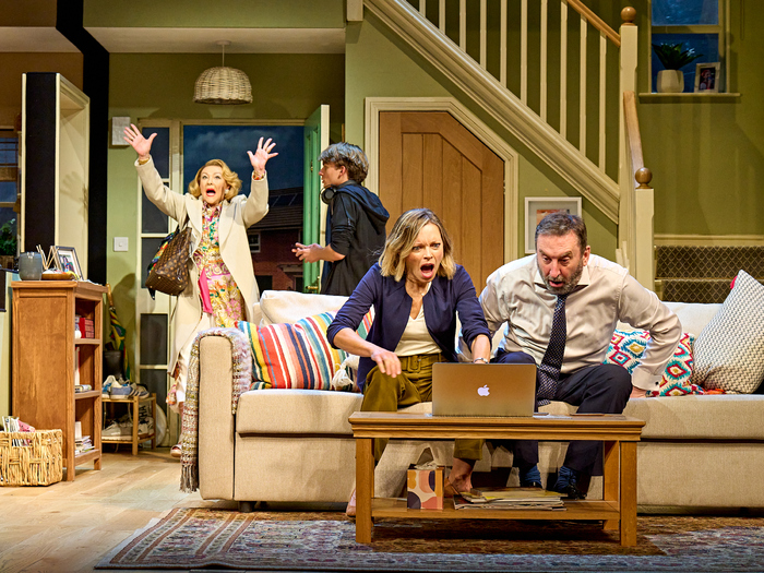 Photos: First Look at THE UNFRIEND at Wyndham's Theatre Image
