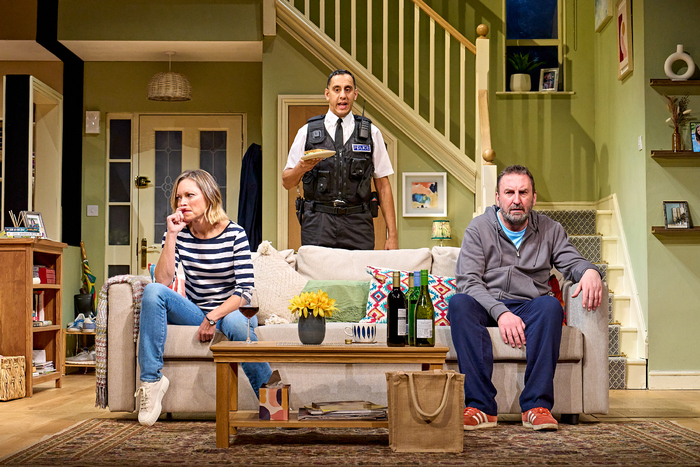 Photos: First Look at THE UNFRIEND at Wyndham's Theatre Image