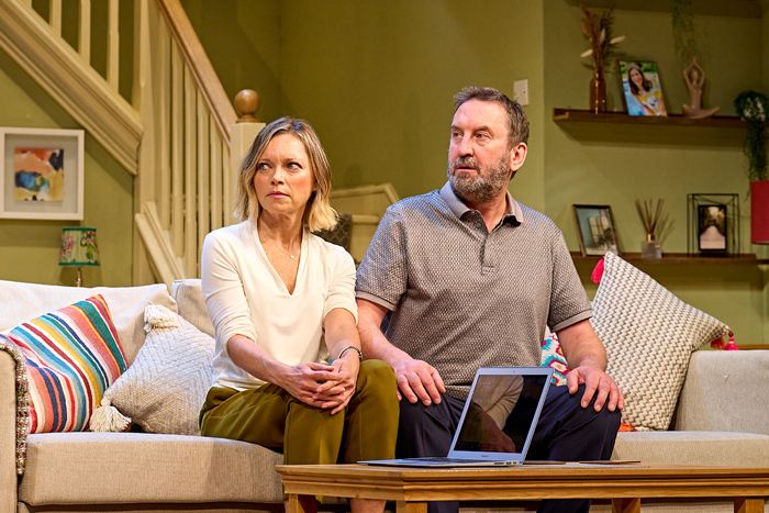 Photos: First Look at THE UNFRIEND at Wyndham's Theatre Image