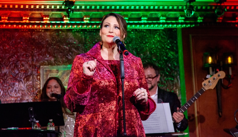 Review: LISA HOWARD'S HOLIDAY SPECIAL! At 54 Below NOT a Cookie Cutter Christmas Show! Image
