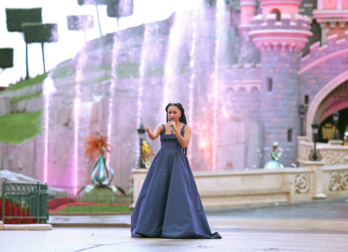 Photos: ALADDIN, Ariana DeBose & More Perform at Disney's Christmas Day Parade Image