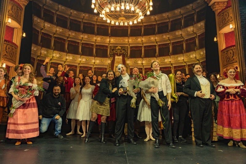 Photos: EL FANTASMA DE LA ÓPERA Celebra 100 Funciones Image