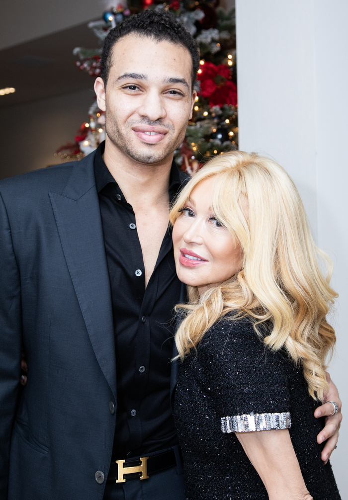 Photos: Go Inside the Holiday Soiree At Segerstrom Center for the Arts Image