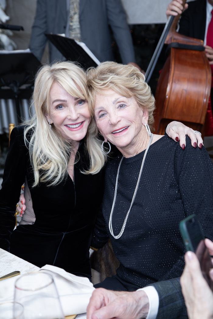 Photos: Go Inside the Holiday Soiree At Segerstrom Center for the Arts Image