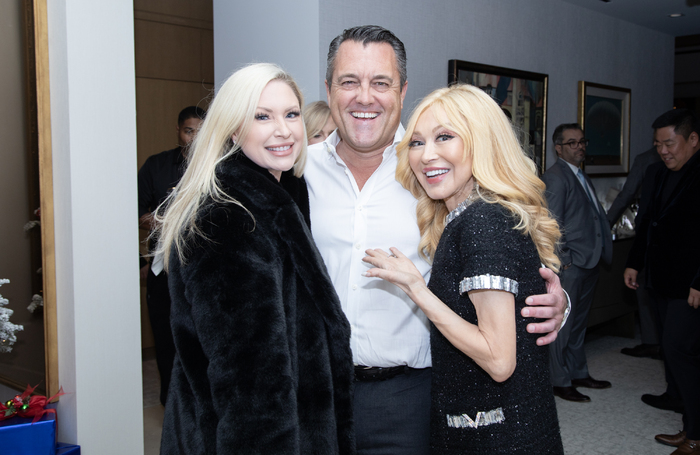 Photos: Go Inside the Holiday Soiree At Segerstrom Center for the Arts Image