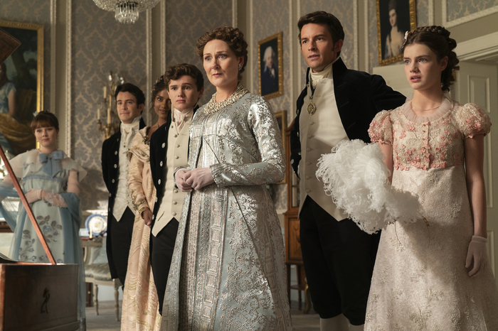 Photos: First Look at BRIDGERTON Season 3 With Jonathan Bailey & More Image