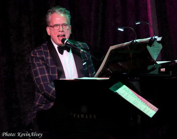 Photos: A SWINGING BIRDLAND CHRISTMAS Storms The Stage For The Fourteenth Year Image