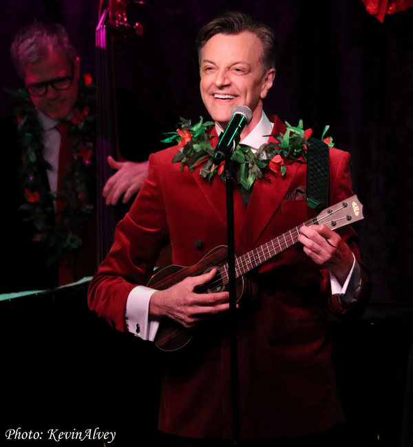 Photos: A SWINGING BIRDLAND CHRISTMAS Storms The Stage For The Fourteenth Year Image